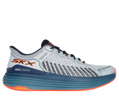 Skechers Slip-ins: Max Cushioning Suspension